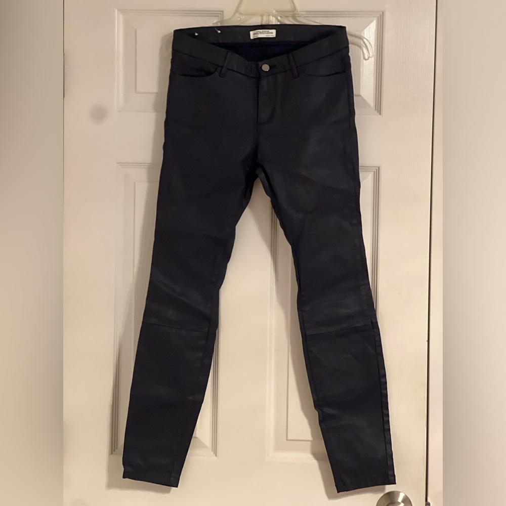 ZARA skinny jeans 
Size 4 USA